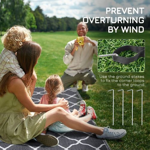 Reversible Outdoor Rug in Grey